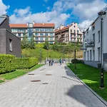 Modern Cozy With Free Parking In Trendy Paupys