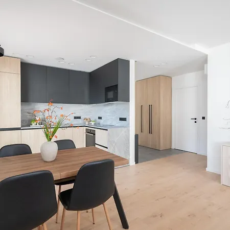 Lägenhet Modern Cozy With Free Parking In Trendy Paupys Vilnius